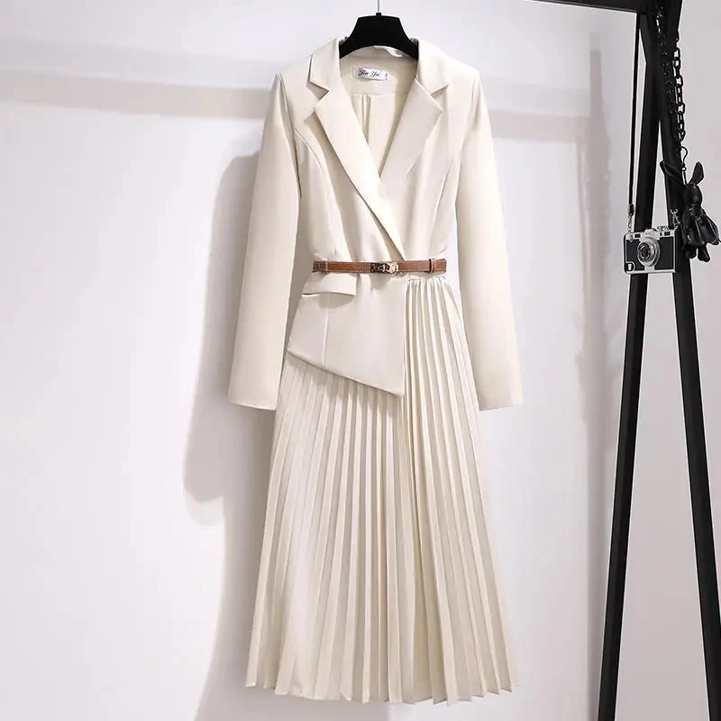 

2022 autumn new French fake two-piece suit dress temperament thin waist and thin mid-length long-sleeved design pleated skirt