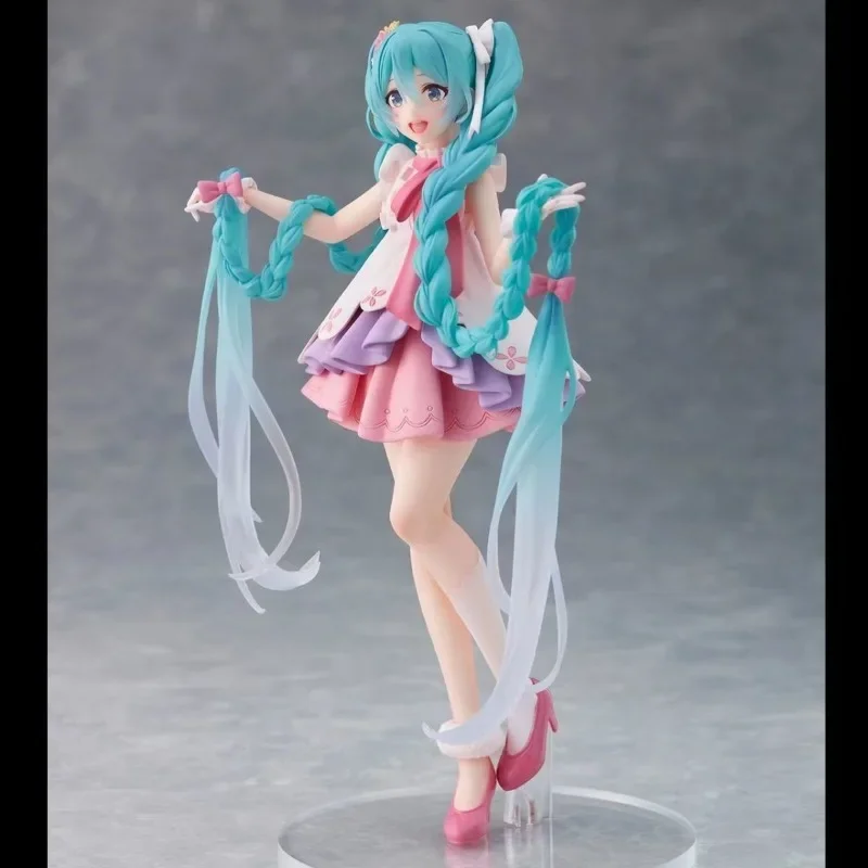 Hatsune Miku Figure Miku Rapunzel Her Highness Fairy Tale Wonderland Anime Character Doll Personalized Trendy Desktop Ornament