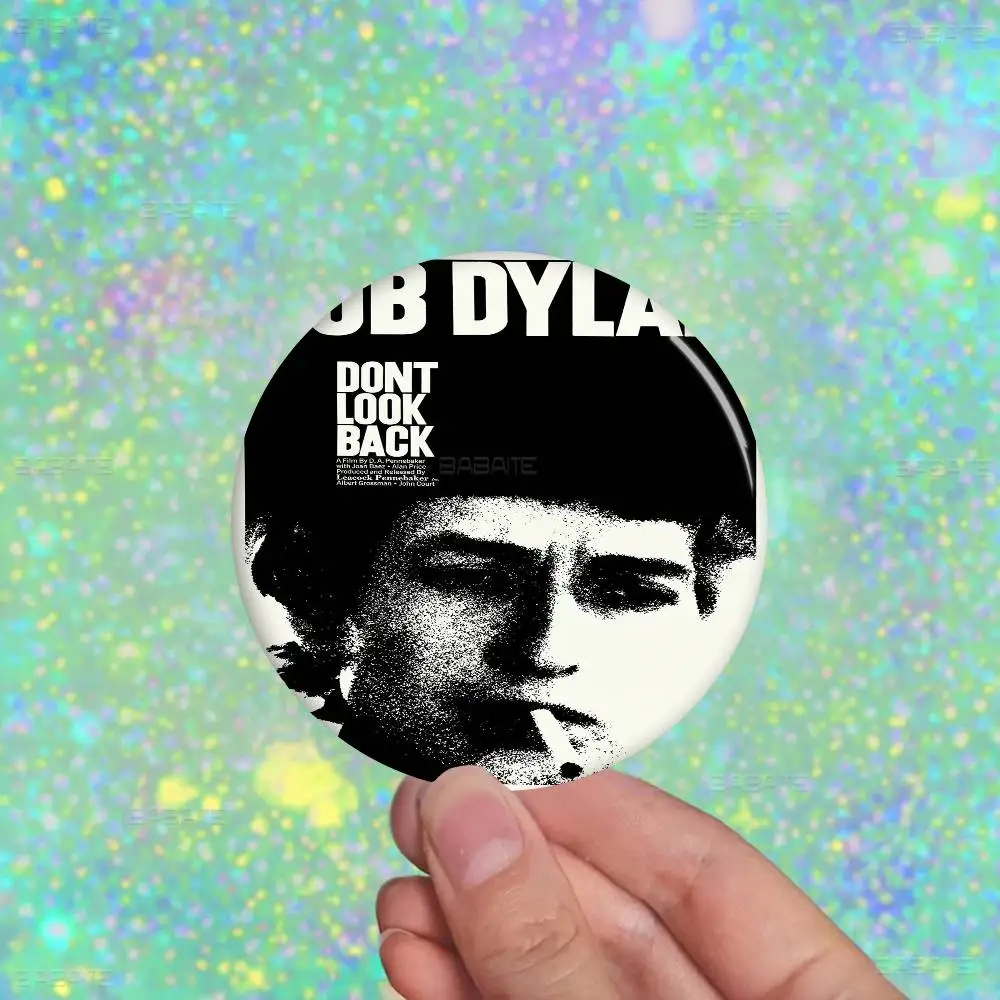 الكلاسيكية المغني بوب ديلان صفيح لينة زر دبوس بروش شارة معدنية مخصصة مجوهرات اكسسوارات قبعة حقيبة التلبيب