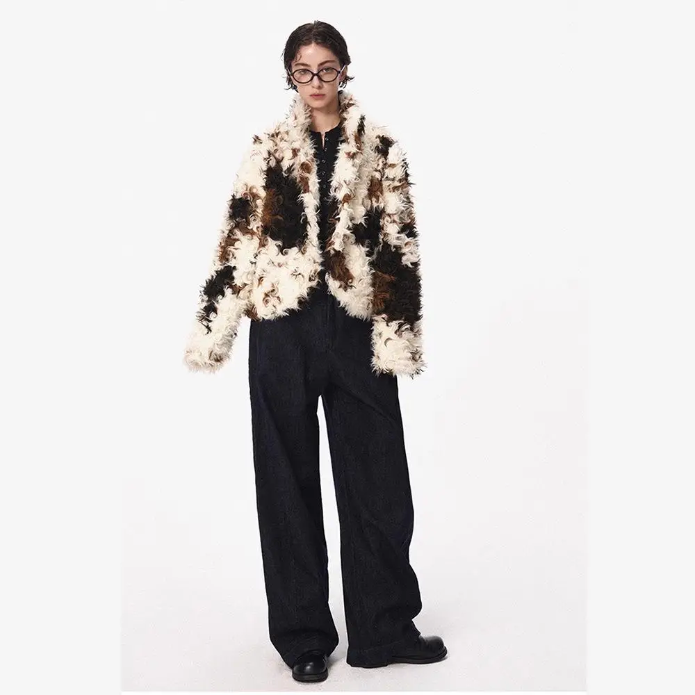 

Women's Short Plush Coat Imitation Sheep Curly Coat Fur Vintage Style Long Sleeve Waist-Cinching Design No Hat Included