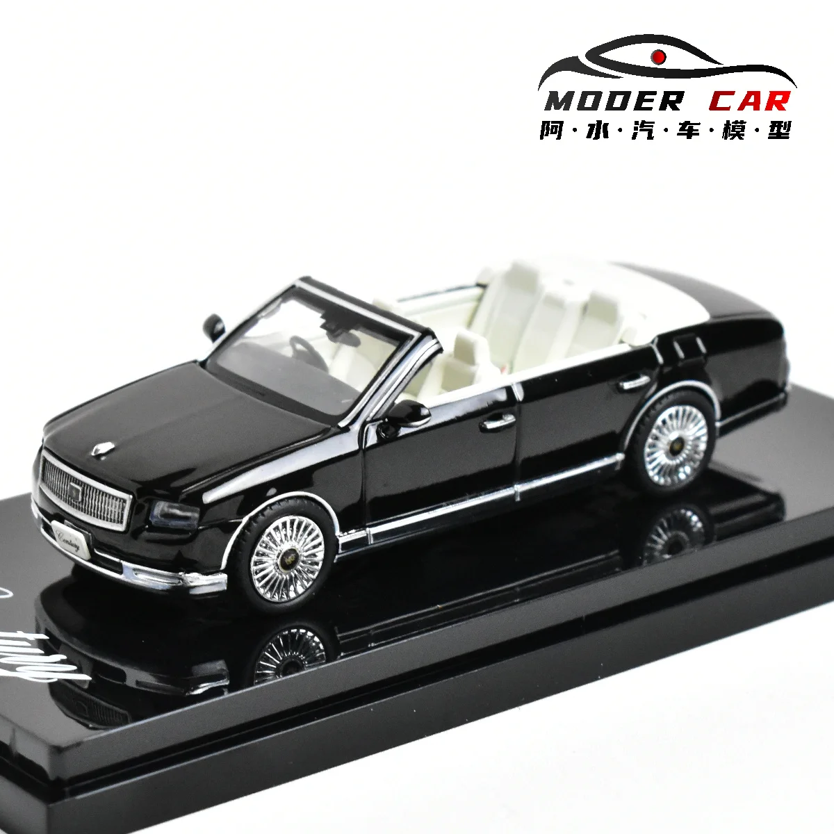 Hobby Japan 1:64 Century 3 generation UWG60 Diecast Model Car