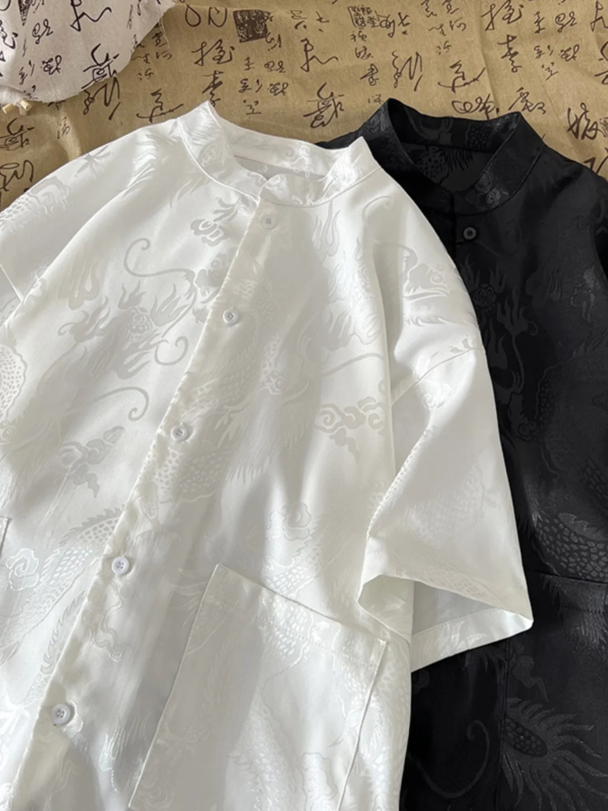 

Мужская летняя повседневная рубашка из ледяного шелка с воротником-стойкой на пуговицах, в стиле танского костюма/ханьфу, свободного кроя, молодежная, трендовая, с охлаждающим эффектом