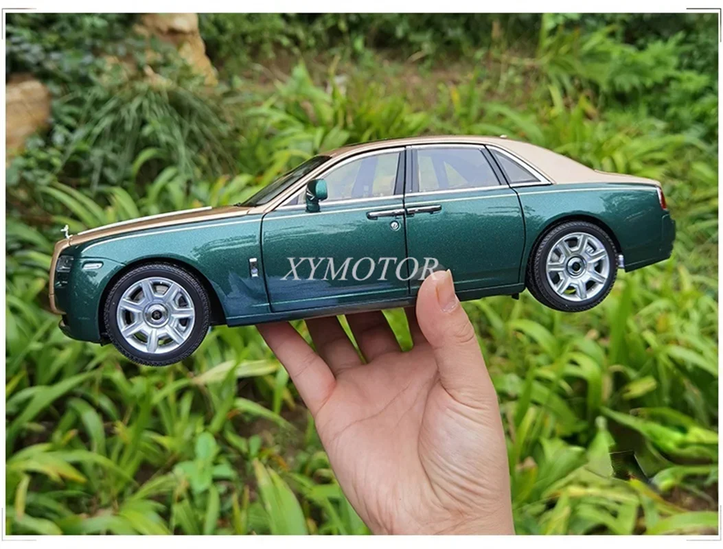 KYOSHO 1:18 For Rolls Royce RR Ghost Diecast Model Car Gift Collection Green gold For Display Ornaments