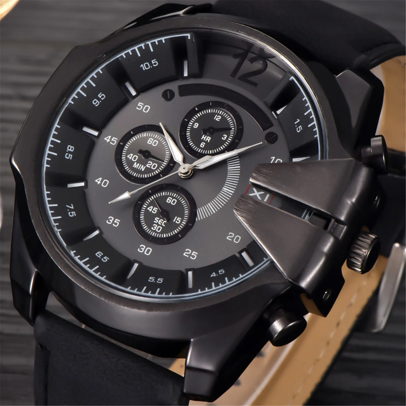 

New Luxury Men's Watch 2022 New Fashion Simple Leather Black White Dial Men Watches Casual Quartz Clock Relogio Erkek Kol Saati