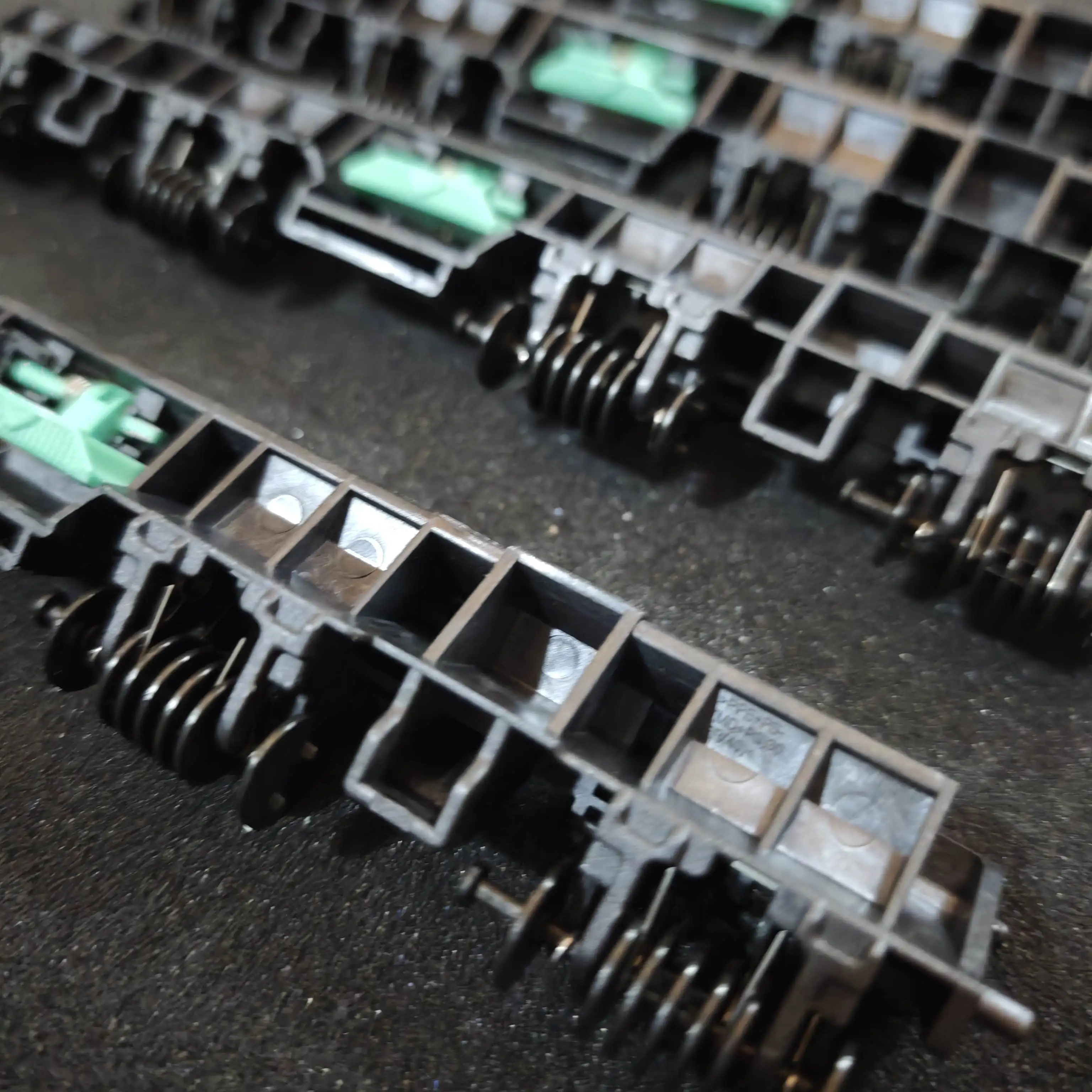 

5PC Fuser Guide Delivery for Canon MF4410 MF4710 MF4752 MF4890 MF4779 MF4712 RC2-9483-000 RC2-9484-000