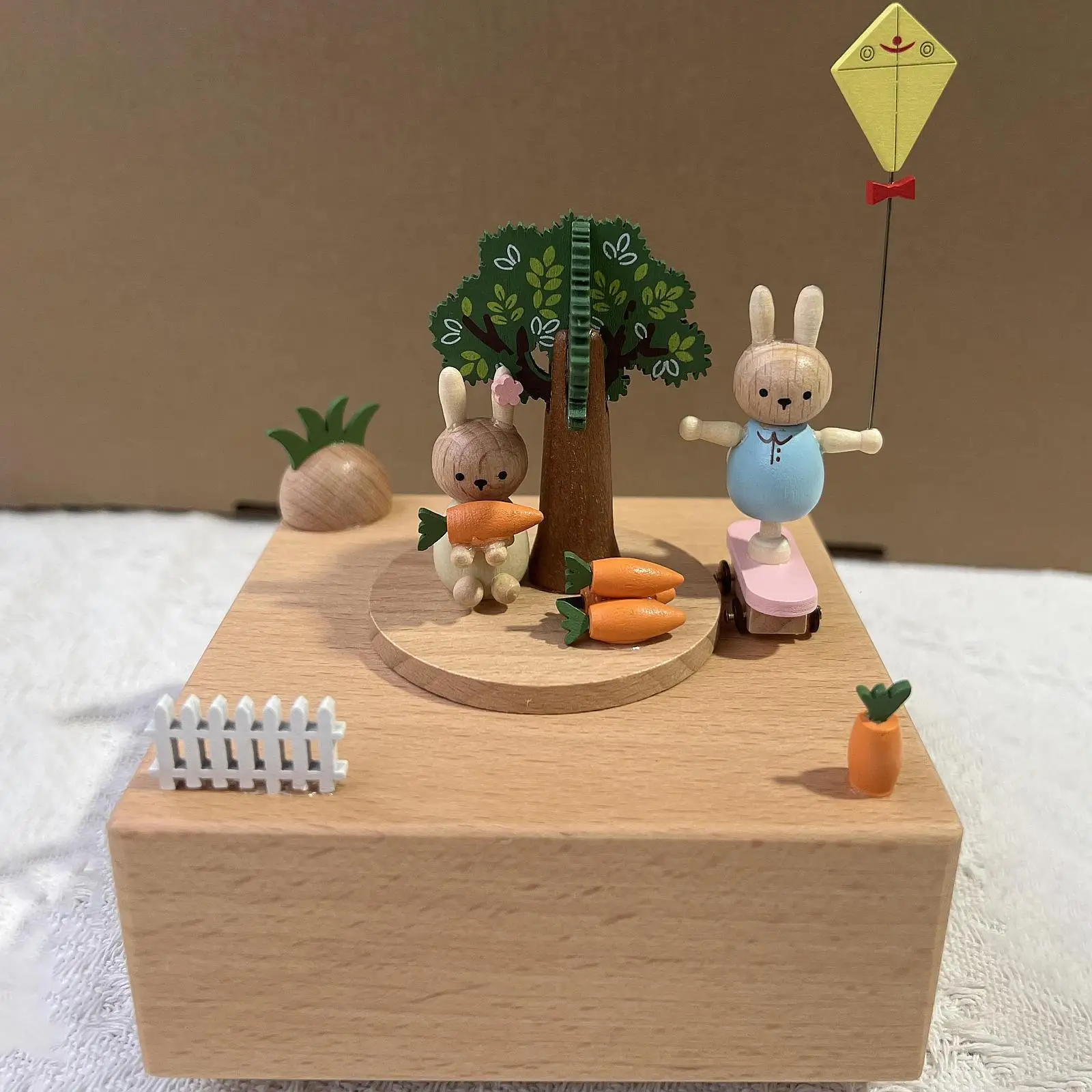 Decorazione da tavolo con carillon rotante per San Valentino, anniversario, ragazza, donna, stile A