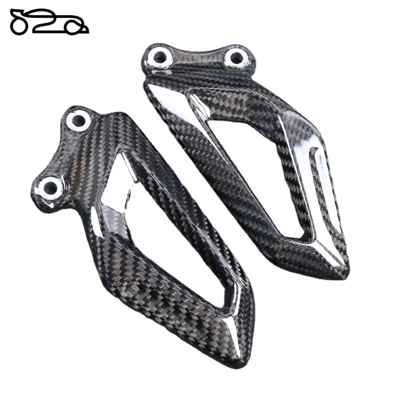 Suitable for S1000RR motorcycle rear heel guard 3K carbon fiber pedal modification accessories, smooth finish, black/gray