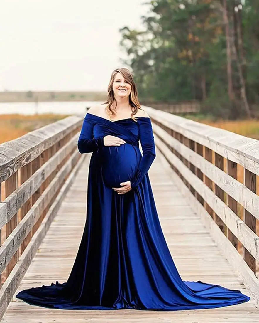 Maternity Photoshoot Velvet Dress - European & American Style V-Neck Velvet Maxi Gown with Train (Winter Collection) Photography