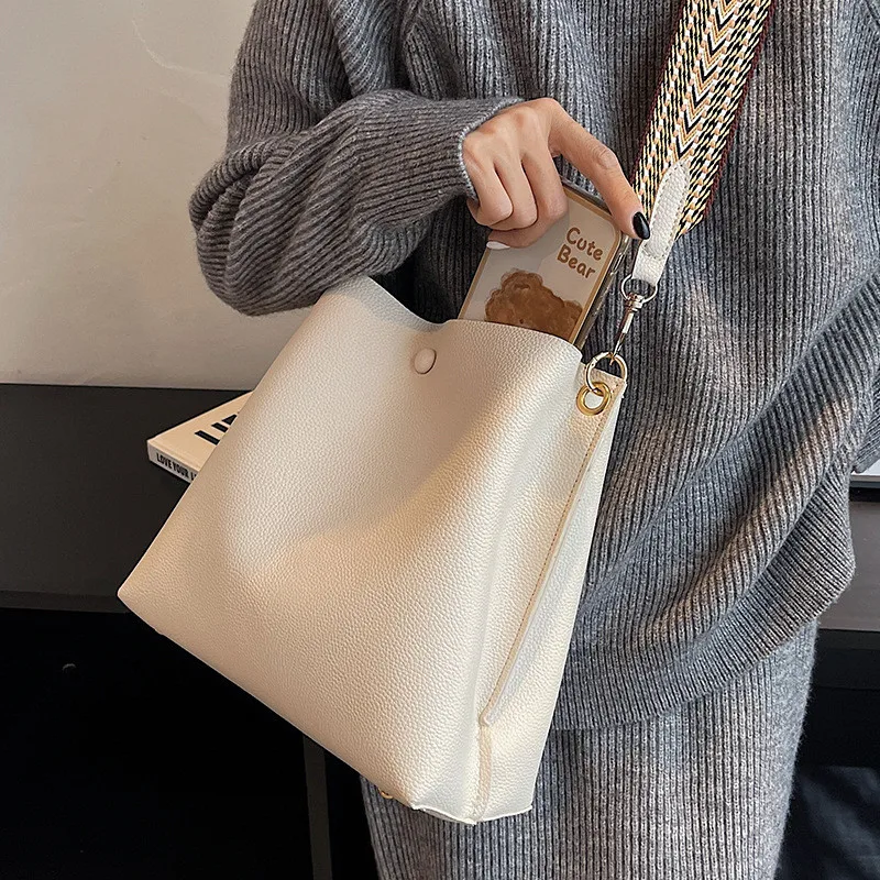 Modna torba w kształcie wiadra dla kobiet torebka torba na ramię ze skóry PU luksusowy projektant szeroki pasek damska torba Crossbody damskie torby
