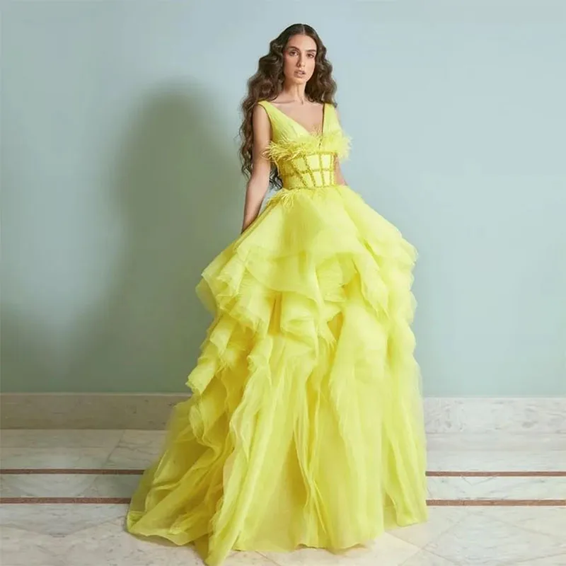 

Stunning Yellow Ruffles Tiered Evening Dresses Beaded Feather Prom Gown V Neck Layered Tulle Party Dresses