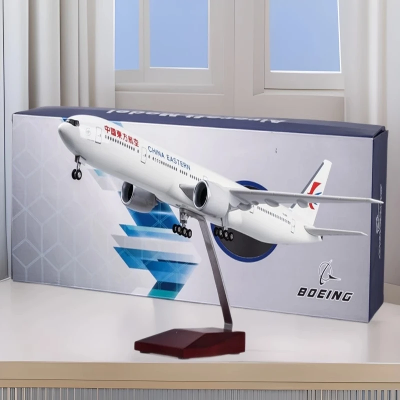 

1:142 Scale 47cm B777 Aircraft China Eastern Airlines Toys Model With Light and Wheel Diecast Resin Airplane Collection Display
