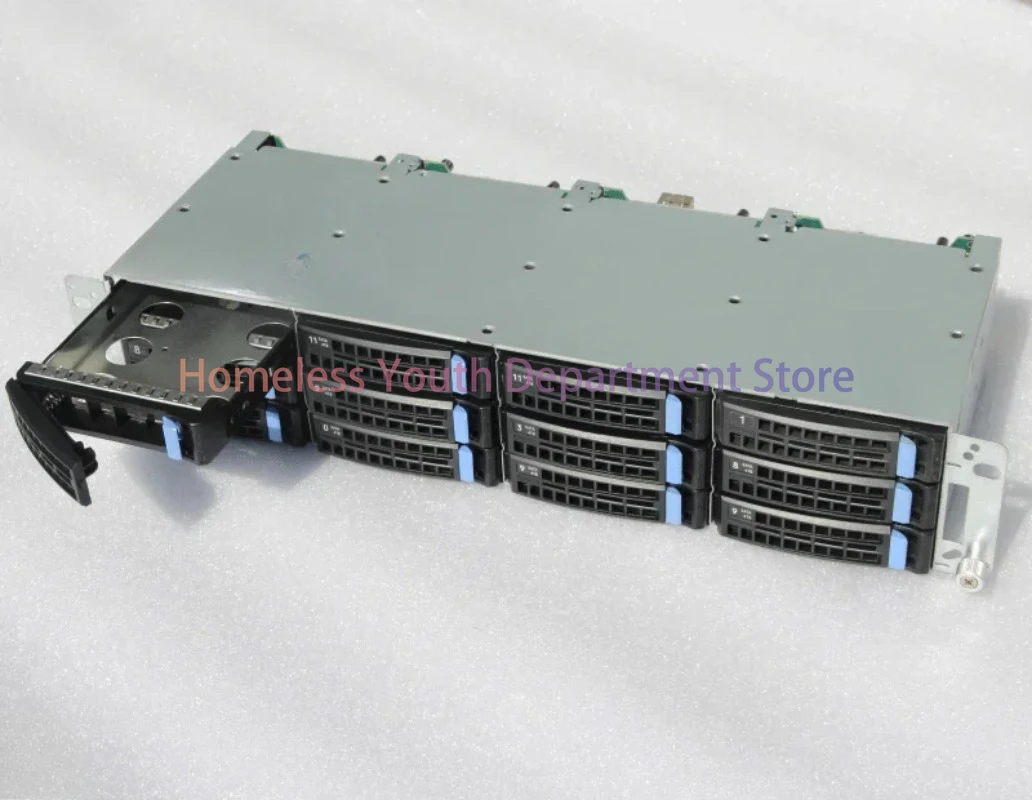 2022 12 disk 3.5-inch hard disk cage hot plug 8087 interface D-type 4ping power supply SAS/SATA