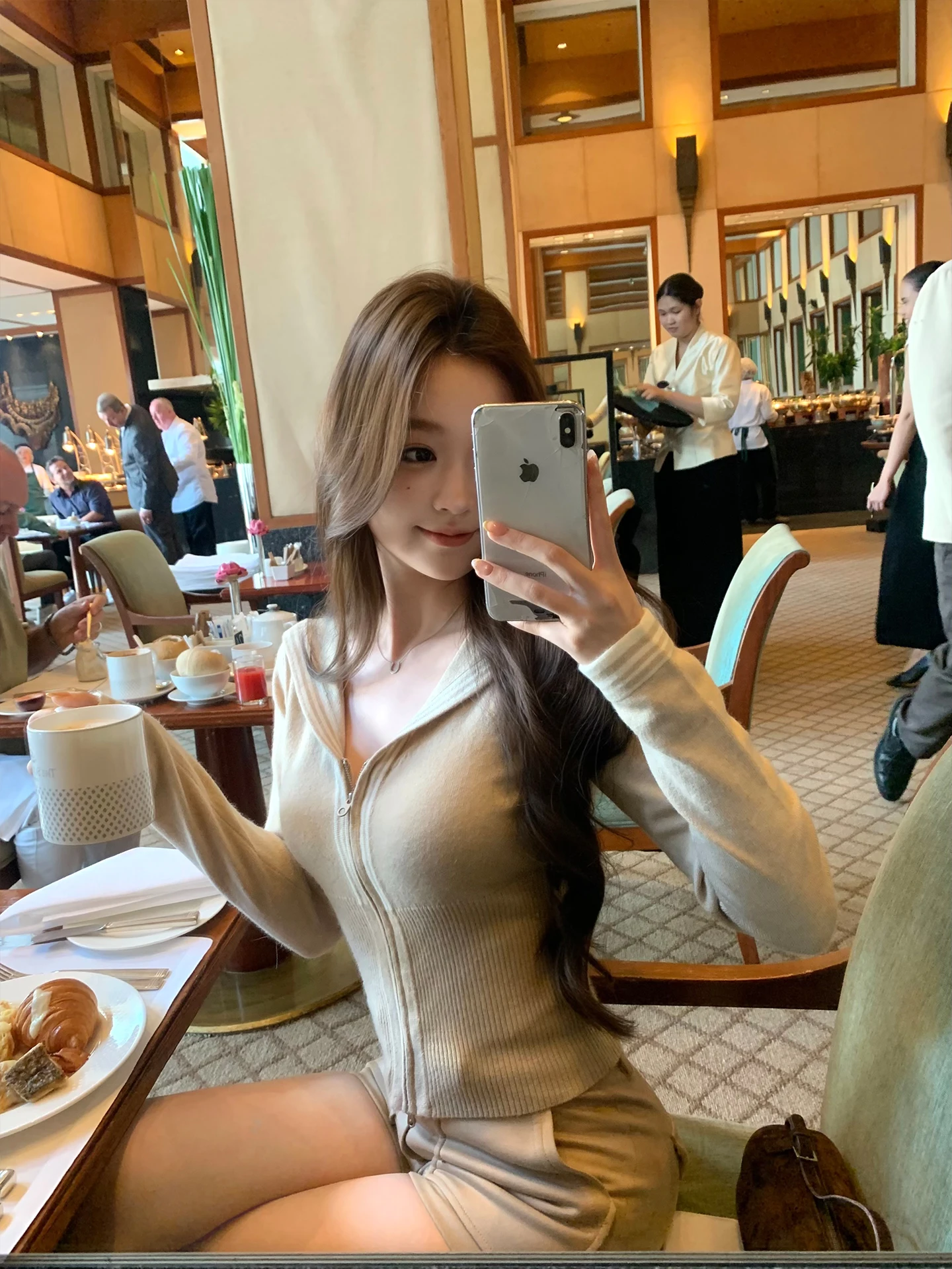 

Oats Color Knitted Waist-Cinching irt Collar Flip Soft Sle Women's Faion Pure E-commerce Ss Fce Long Sve ort...