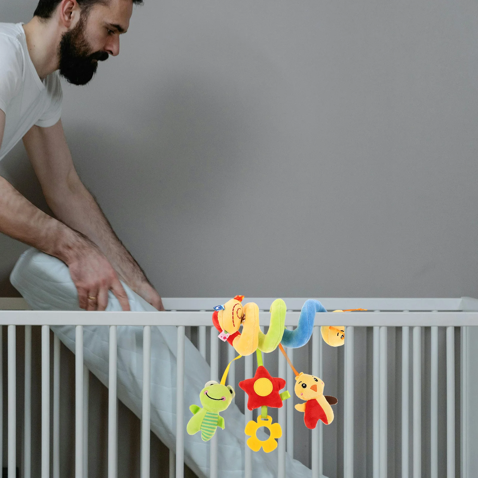 Spiral Car Seat Stroller Activity Soft Hanging Crib Wrapping For Baby 0-6 Months Bright Color Tactile Auditory Cuddly