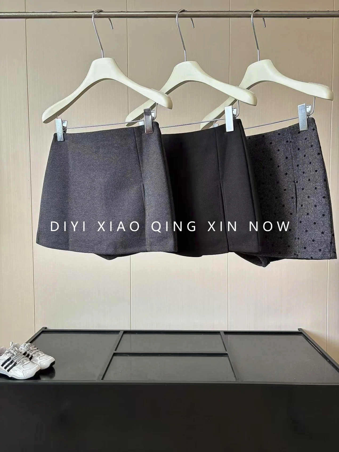 Gray Woolen  Skirt Women's A-Line Bodycon Short Skirt Slimming Effect High Waist Polyester Fiber Autumn Winter Outerwear