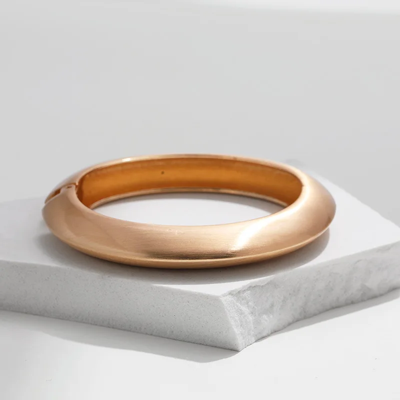 Simple Style Alloy Bangle for Women Charms Metal Bracelet Jewelry Festival Gift