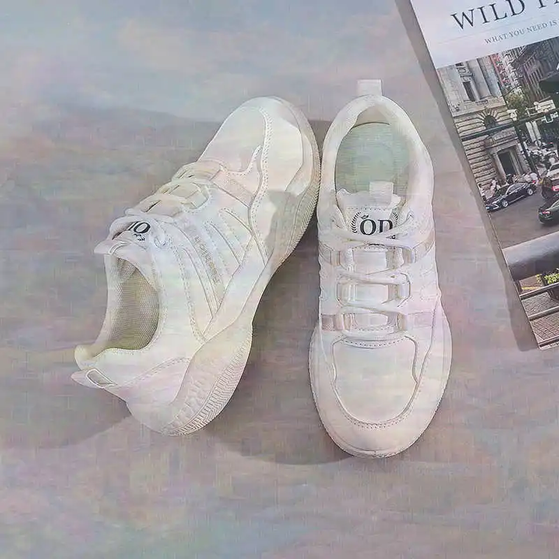 

Белые женские кроссовки, белые ботинки, теннисная женская обувь, летняя спортивная винтажная обувь высокого бренда Hyperbeast 2025, уличная маленькая цена