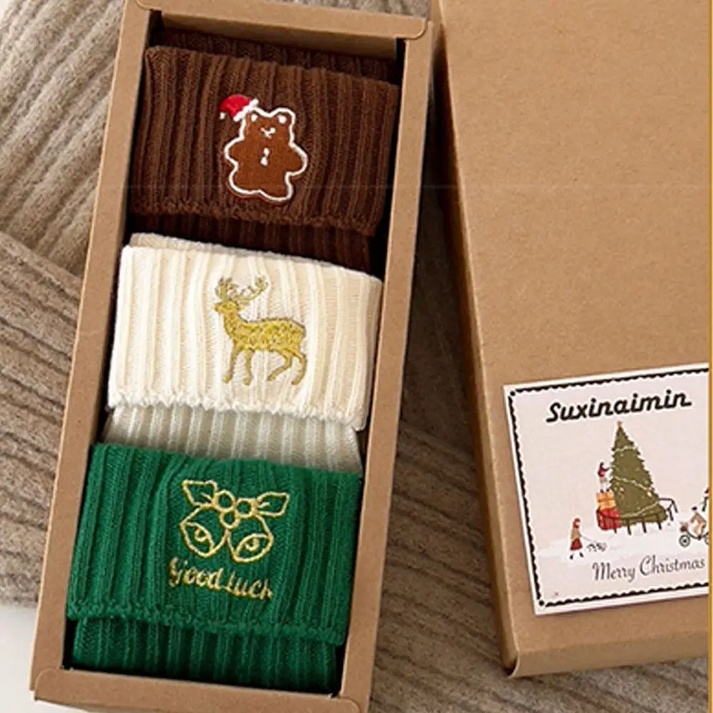 مريحة القطن عيد الميلاد التطريز الجوارب الأيائل شجرة عيد الميلاد الكرتون الجوارب ثلج جرس منتصف أنبوب الجوارب النساء #4