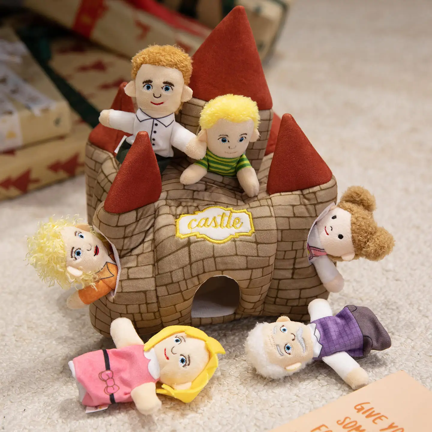 หุ่นนิ้วมือ 6 ชิ้น + 1 บ้าน หุ่นนิ้วมือครอบครัวสัตว์น่ารัก ของเล่นบทบาทสมมติ ของเล่นเสริมพัฒนาการ หุ่นนิ้วมือสำหรับเด็ก อุปกรณ์ประกอบเล่านิทาน