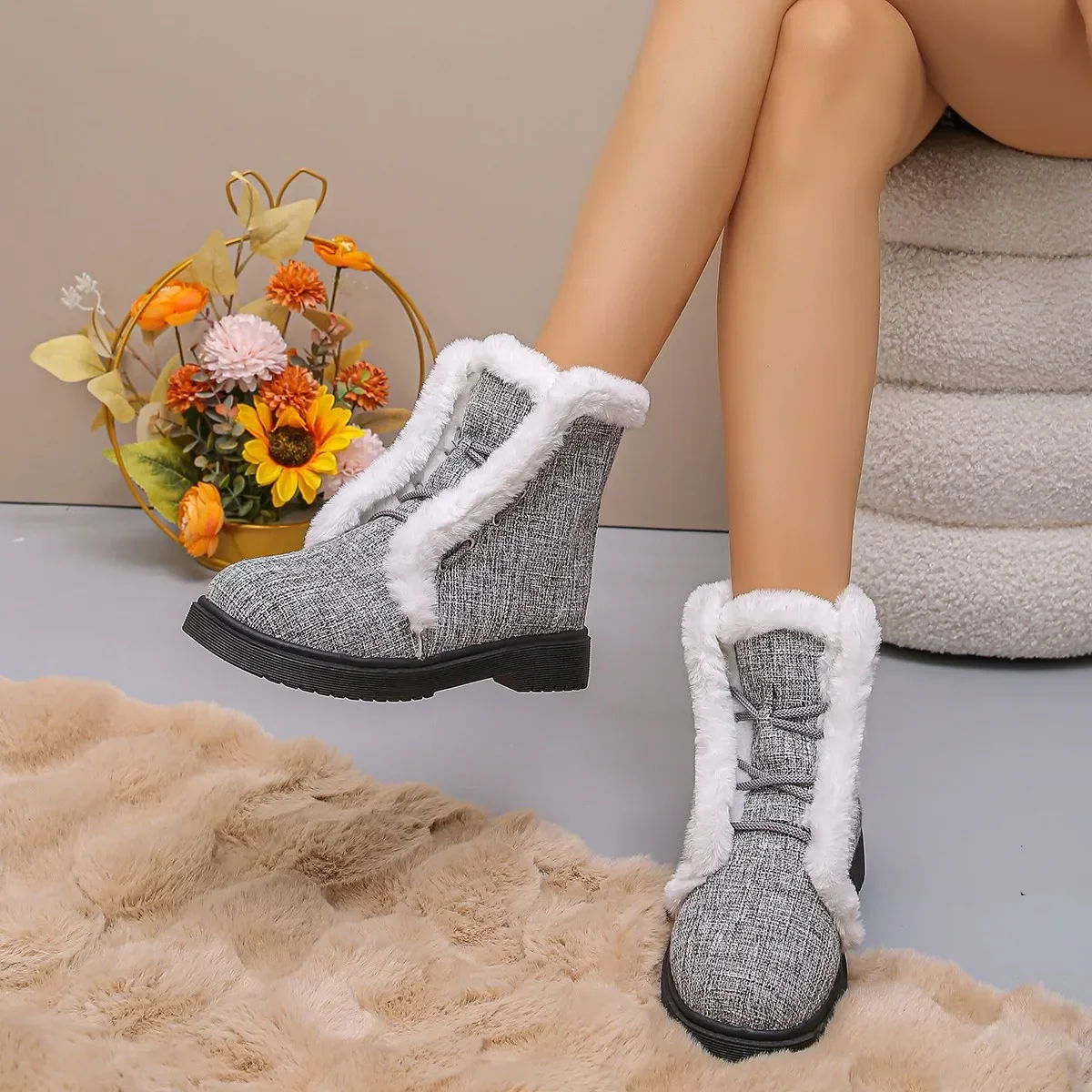 Autumn and Winter Thick Snow Boots with Velvet New Fashionable Women's Fury Short Style Tie up Warm non-slip Winter Boots