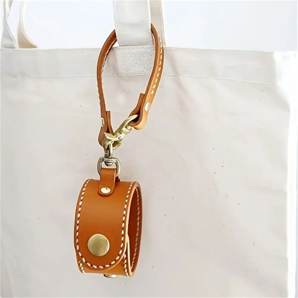 

Durable Gloves Golf Baseball Hat Clip Solid Color PU Leather Travel Hat Clip Hat Strap Clips On Bag Hat Holder Backpack