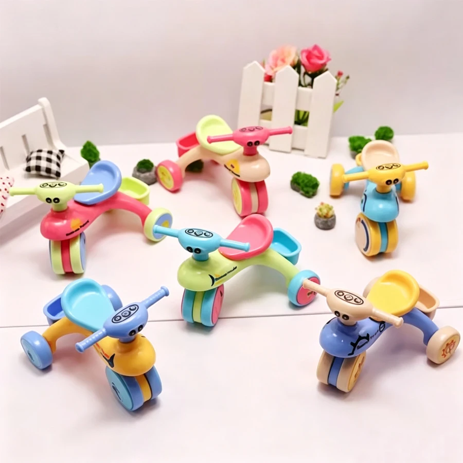 Children's Role Play Mini Tricycle, Balance Bike Toy, Realistic Ride-On Ornament for Small Dolls