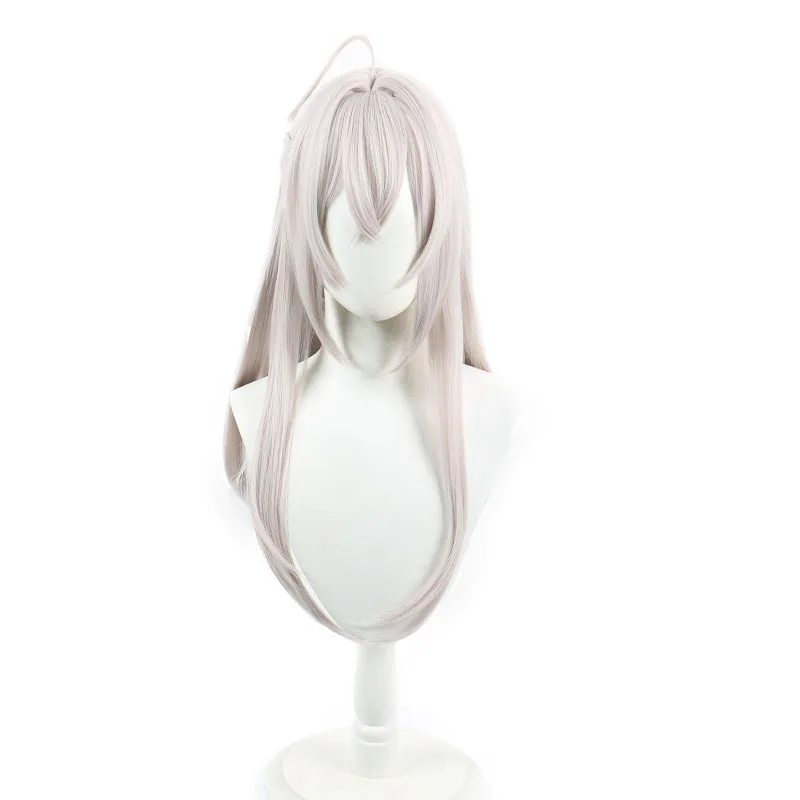 أرتدي زميل الدراسة إيلي شعر مستعارًا كوسبلايً ويلهمس في بعض الأحيان باللغة الروسية لتغطية إحراجها #3