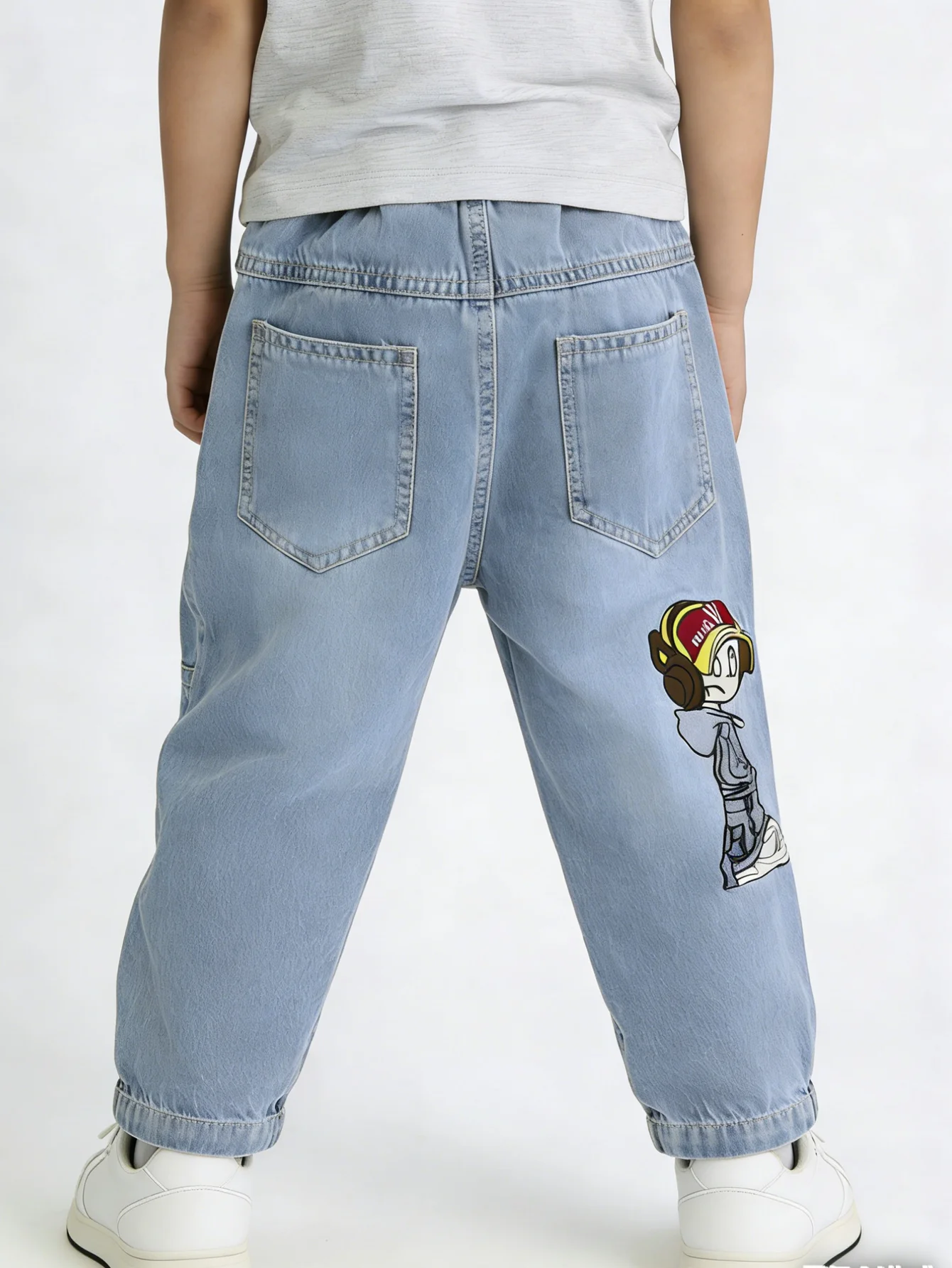 

Детские джинсовые джоггеры светло-голубого цвета с вышивкой мультяшных персонажей, свободные брюки-багги для мальчиков, повседневные штаны с эластичным поясом, модель 202