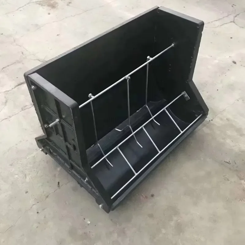 Black Double Sided Plastic Piglet Feeding Tank Thickened High Rigidity MUFA Design Durable Livestock Trough with 1 Year