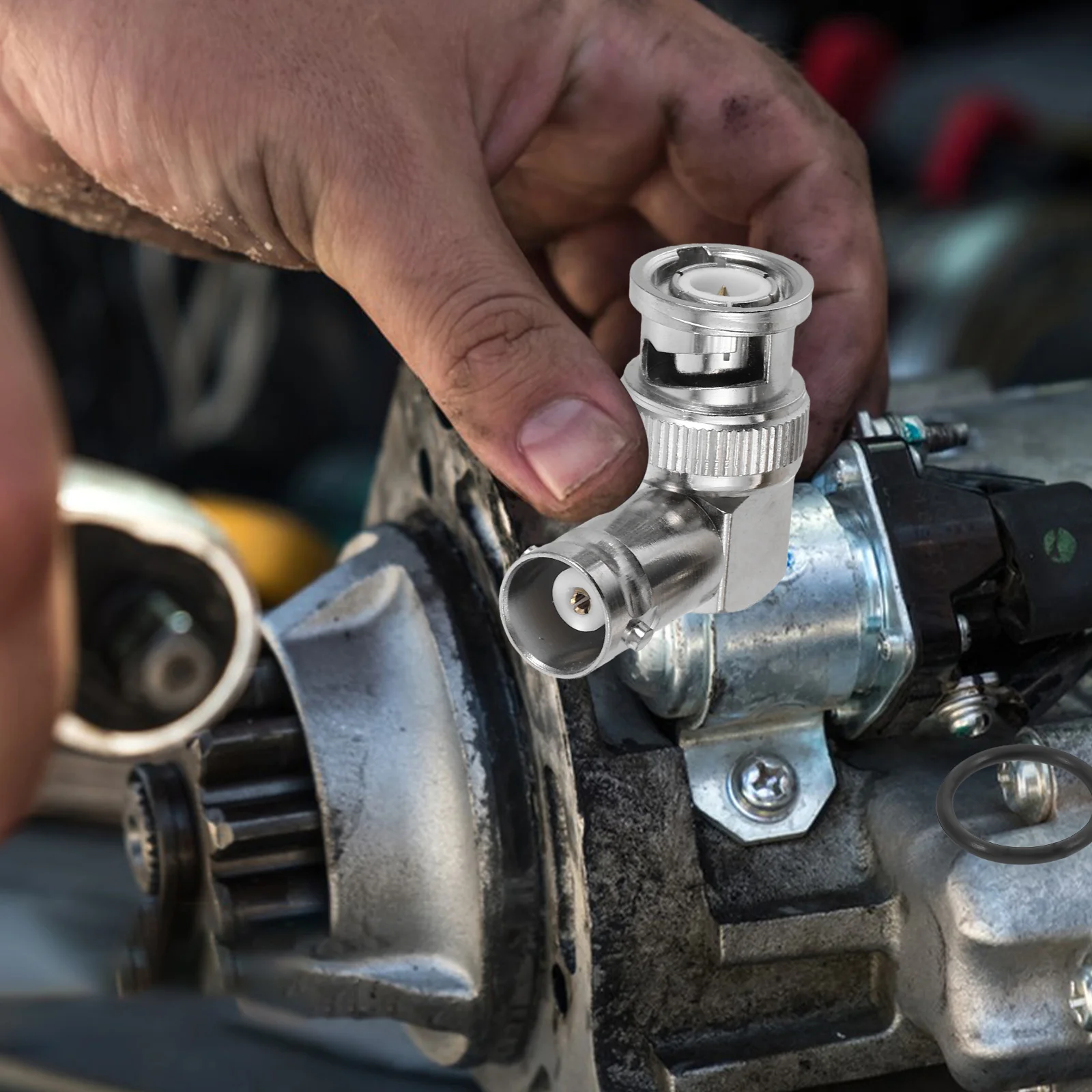 

2Pcs 90 Degree Male to Female Elbow Adapter L Shaped Connector for Camera Extension Minimal Signal Loss Cable