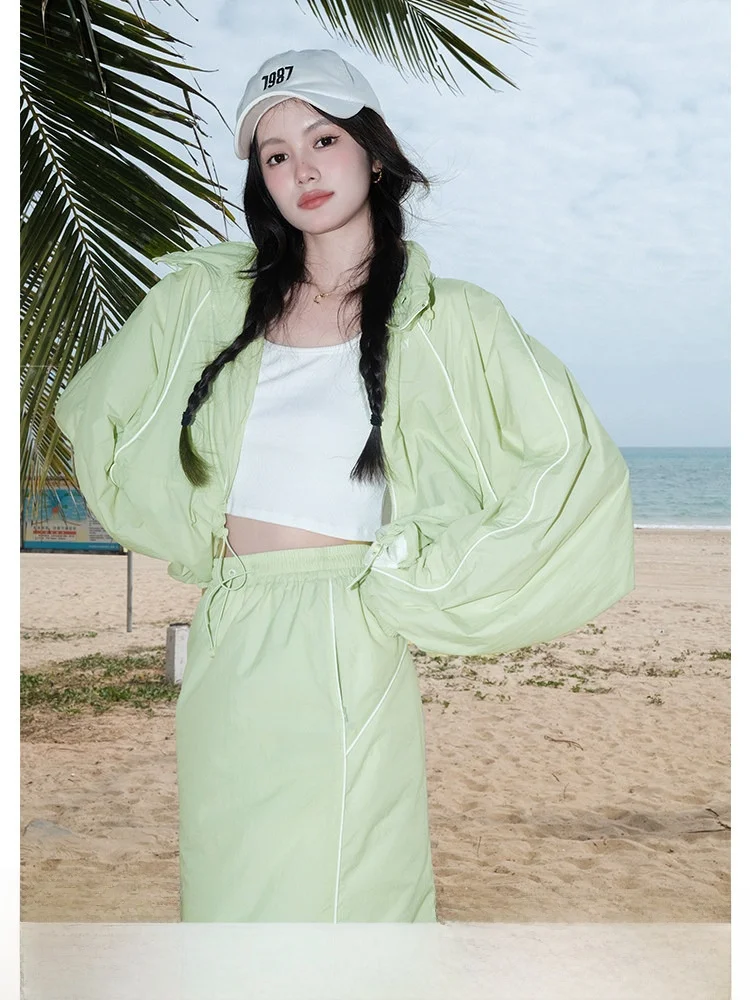 

Maiden City UPF50 Spring Summer Sport Style Hat Sunscreen Outerwear Skirt Set Long Sleeve Zipper Nylon Fabric for Women 25-35