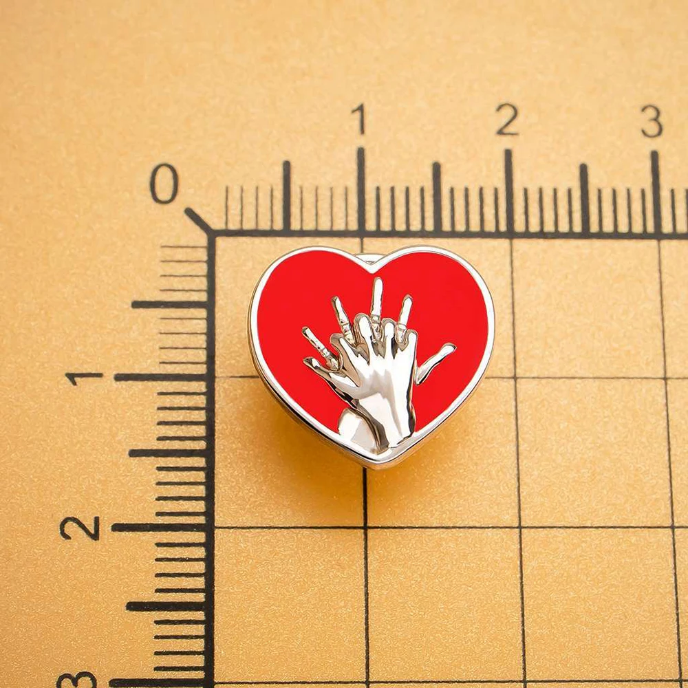 Hanreshe Heart First Aid Enamel Medical Brooch Pin CPR Artificial Respiration Lapel Badge Medicine Jewelry for Doctor Nurse