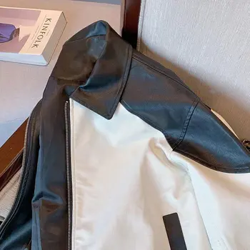 6 best sales Schwarz-weiße Jacke - №1