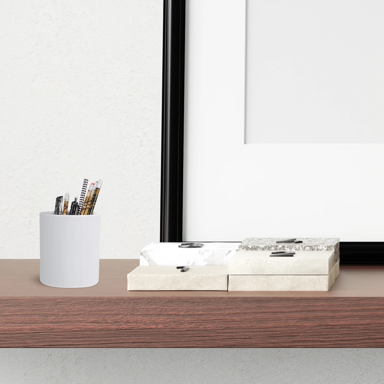

Practical Pen Holder Aesthetic White New Material Lightweight Desk Storage Container Plastic Pencil Makeup Brushes Vintage
