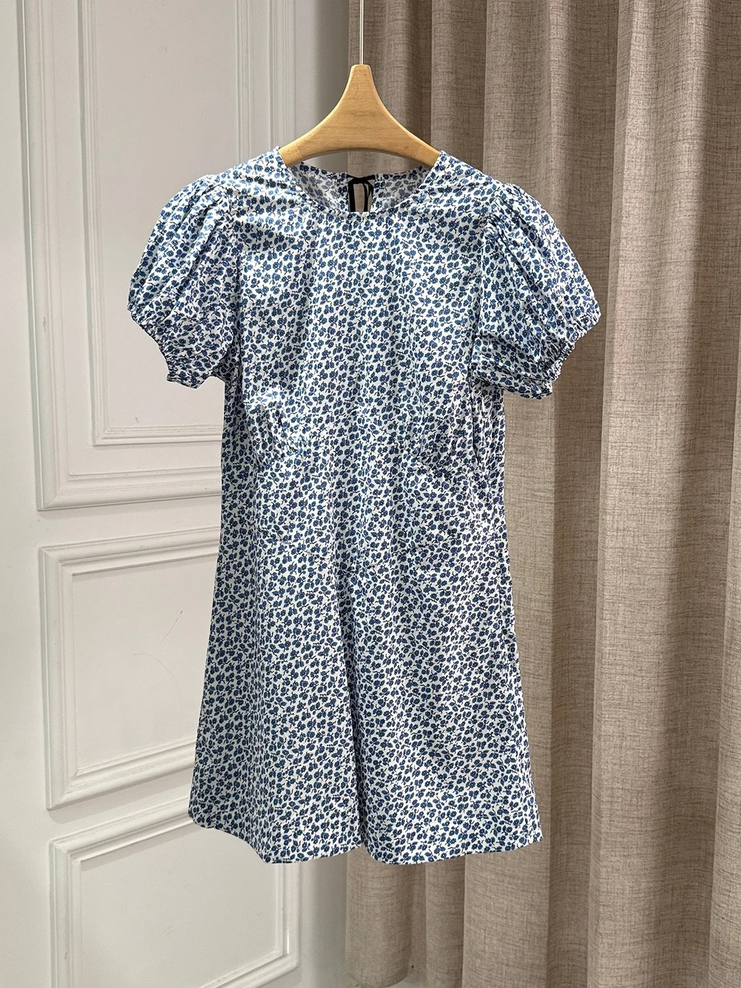 

Milan Small Town Southern Oil Version Digital Printing Cotton Floral Short Sleeve Age-Defying Dress Midi A-Line Skirt