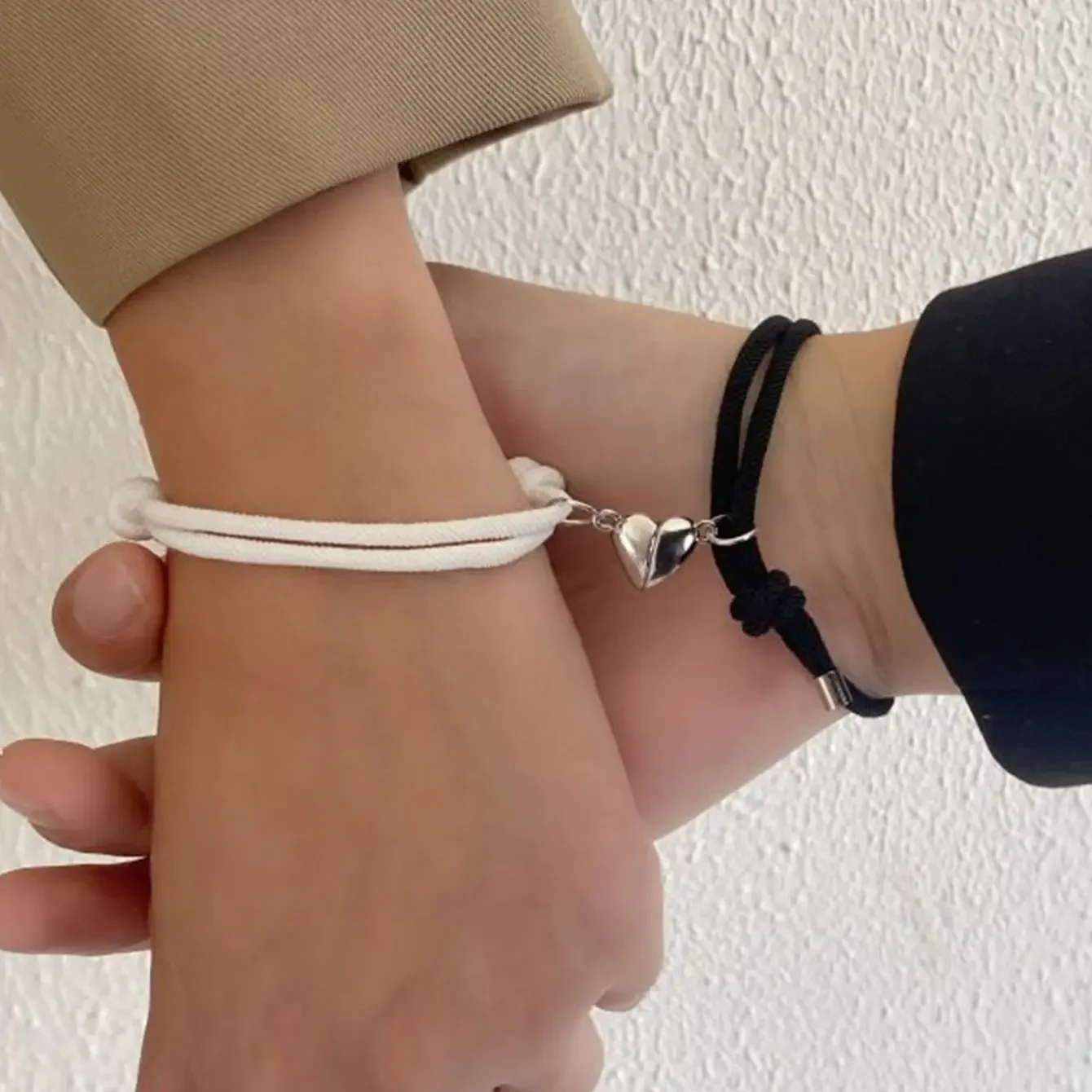 2 Pice Color Black White Hand Rope Bracelets Minimalist Love Magnetic Adjustable Couple Bracelets Friend Brother Creative Gifts