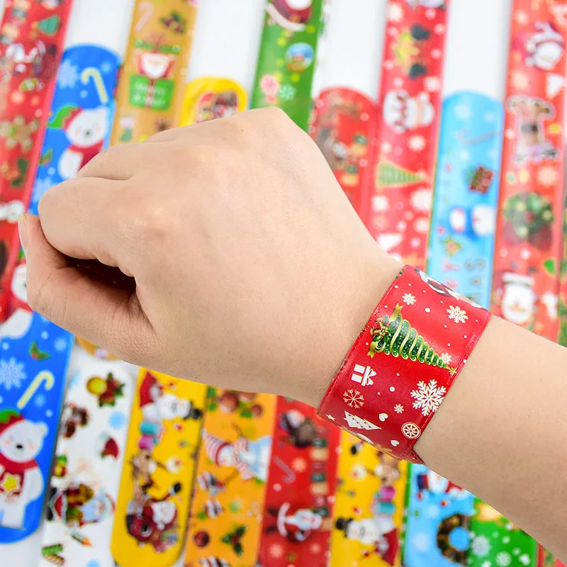 10Pcs Christmas Slap Bracelet Snowman Santa Claus Papa Circle Christmas Pat Ring WristBand Children Toy Gift Xmas Party Supplies