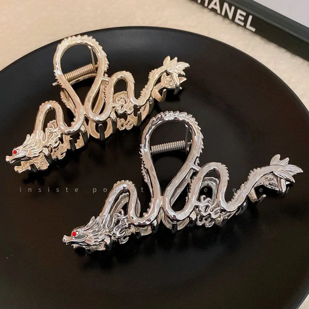 Fashion Chinese Style Hair Clips Dragon Shaped Rhinestone Hair Claw Alloy Metal with Pearl Hair Comb Hair Accessories view 4