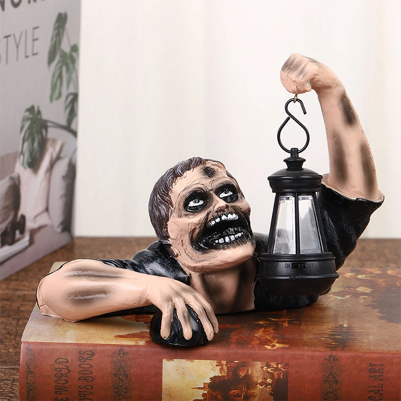 1pc Halloween Zombie Crawling Horror Decor, Scary Led Light Zombie Holding Lantern Outdoor Figurine Light Night light decoration