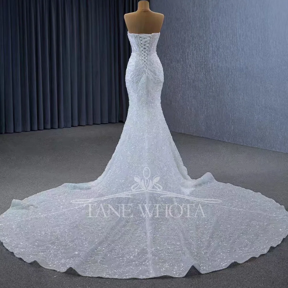 맞춤형 스트랩리스 탈부착 슬리브 레이스업 백 비딩 스팽글 시스 스타일 웨딩드레스