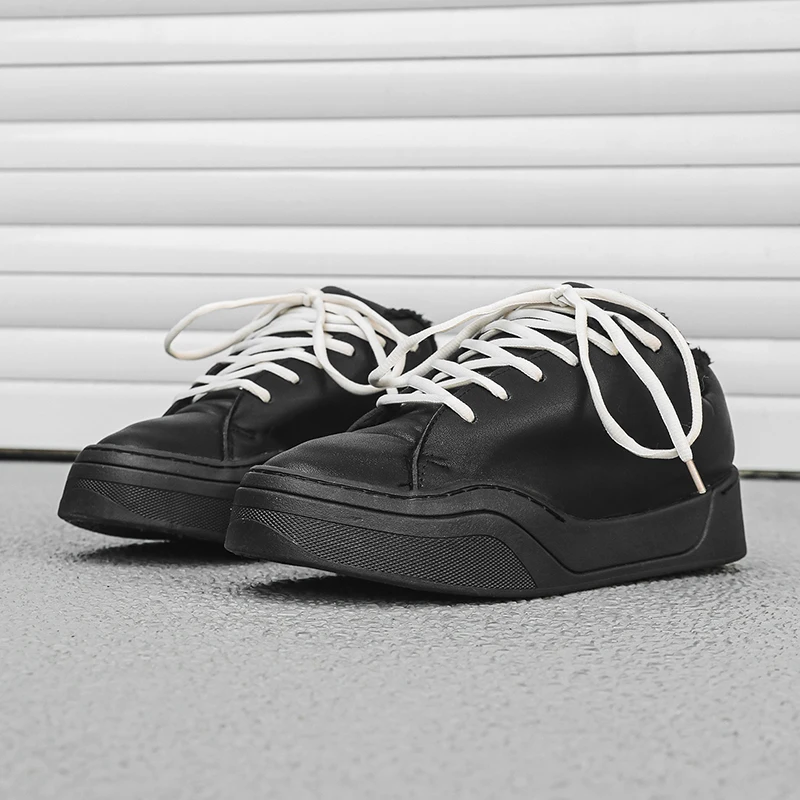 Men Niche Casual Winter Skate Shoes Warm Fleece Low Top Breathable Insulated Street Comfort Sneakers