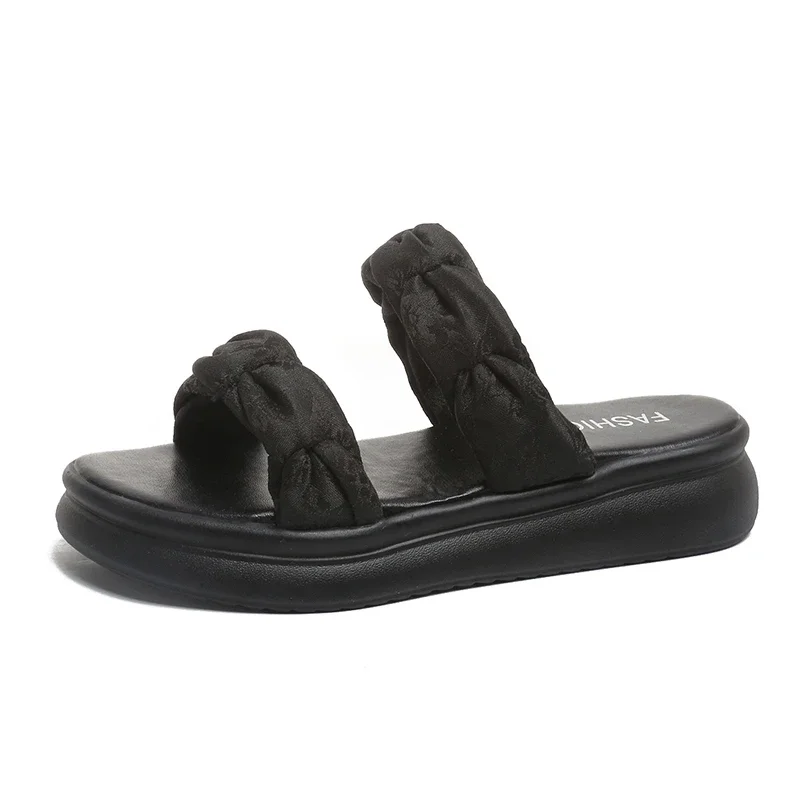 แฟชั่นรองเท้าแตะด้านล่างหนา 2025 ปักชายหาดผู้หญิง Flip Flops กลางแจ้ง Soft Sole Anti-SLIP ยกแพลตฟอร์มรองเท้าแตะ