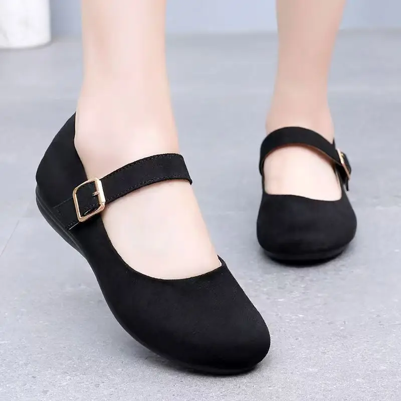 Zapatos de trabajo para mujer, de suela plana, color negro, ideales para primavera y otoño, con suela suave, puntera redonda, correa con hebilla, ligeros, de tela y diseñados para personas mayores.