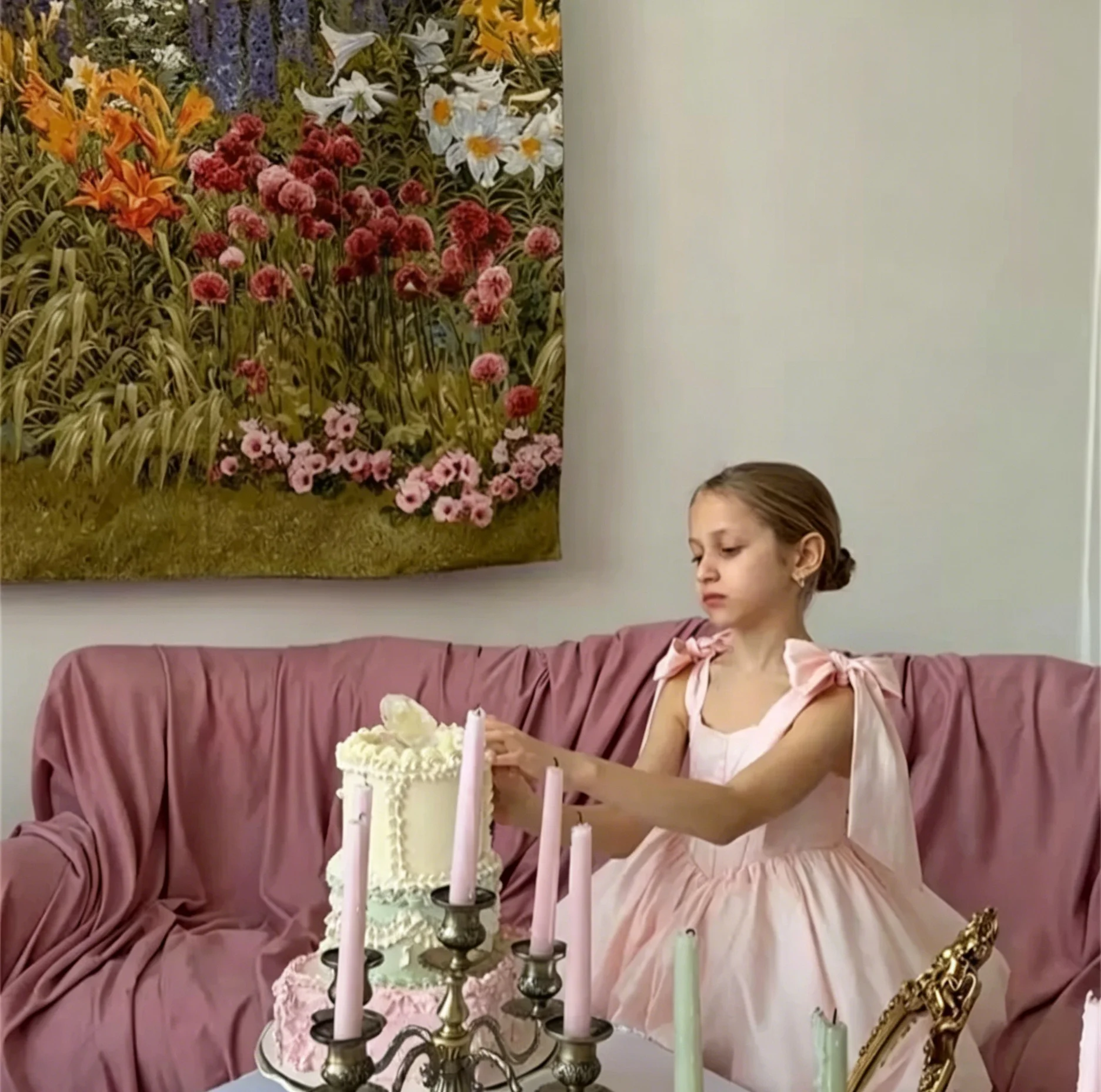 Prinzessinnen-Blumenmädchenkleider in Rosa für Hochzeiten, ärmellos, knielang, Kindergeburtstagskleider, Erstkommunionkleider, individuell gestaltet