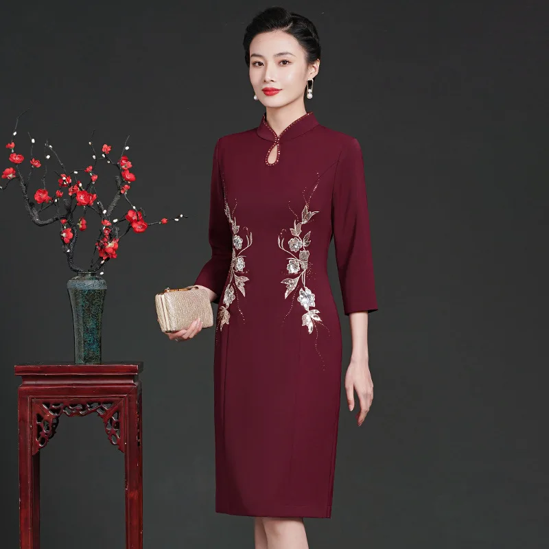 Cheongsam 2023 Spring New Noble Dignified Large Size Improved Embroidered Dress Wedding Banquet Daily Can Wear A Two-Piece Set