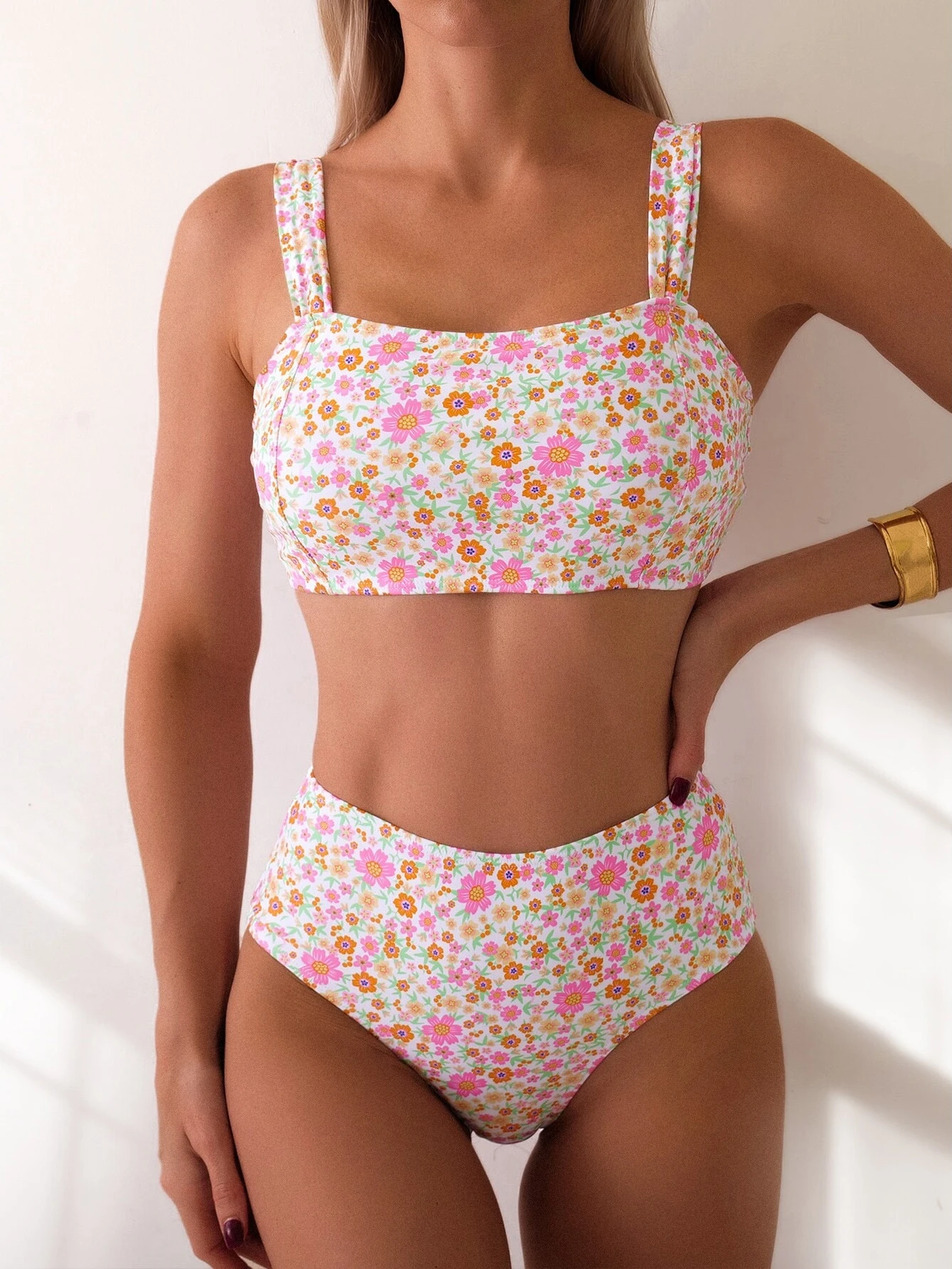 

Сексуальный раздельный купальник-бикини с высокой талией и цветочным принтом, модный повседневный костюм для серфинга с подкладкой на груди, без косточек