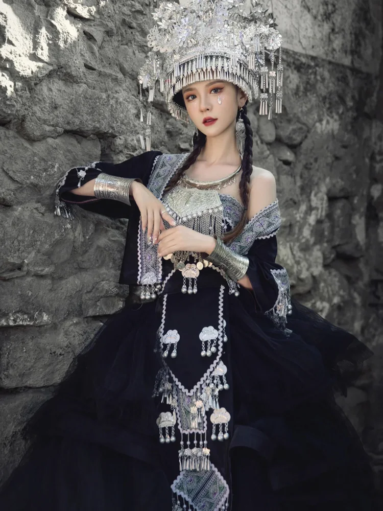 Miao Clothing Women's Headdress Black and Red Wedding Dress Girlfriends Trip Shoot Photography Phoenix Yunnan Ethnic Clothes