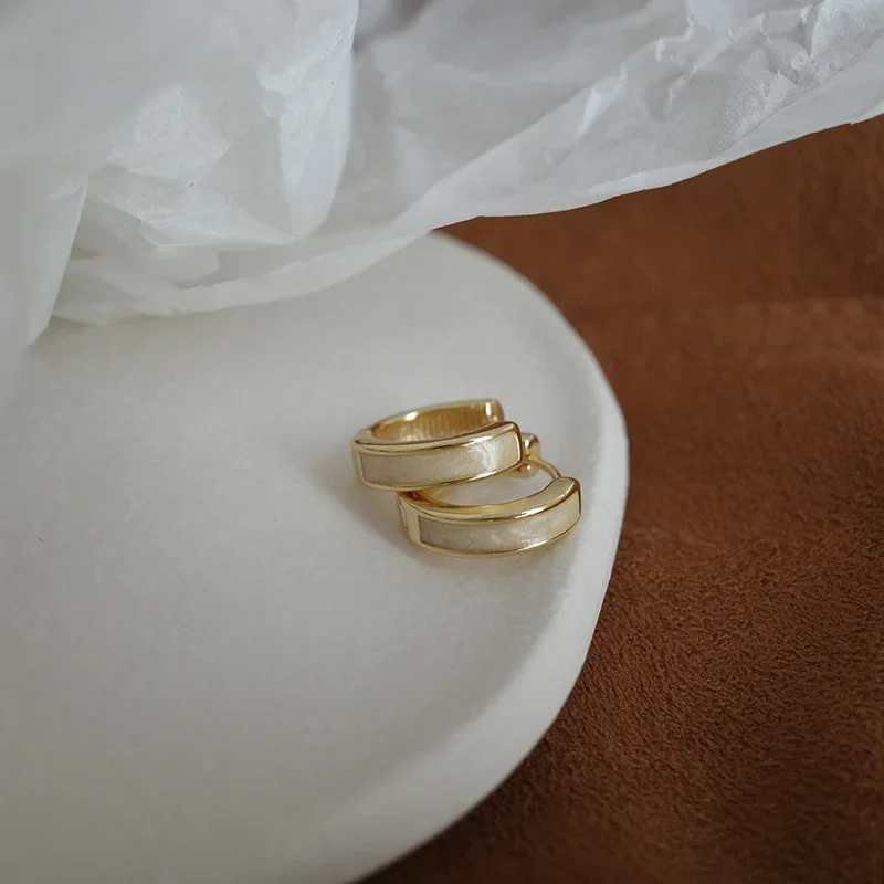 

925 Sterling Silver Korean Round Earrings Simple Temperament Exquisite Hot Semale Sexy Jewelry Gift Hoop Earrings