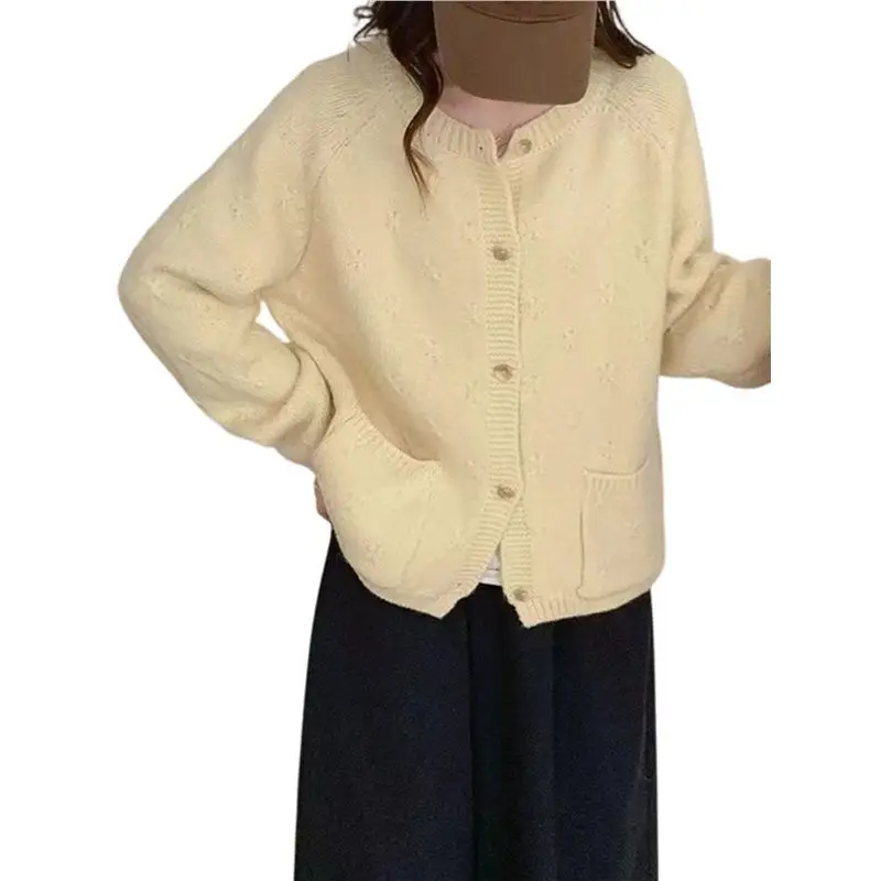 

【NEW-SALE】Women's Long Sleeve Crew Neck Chunky Oversized Button Up Cute Cardigan Fall Trendy Sweaters Clothes