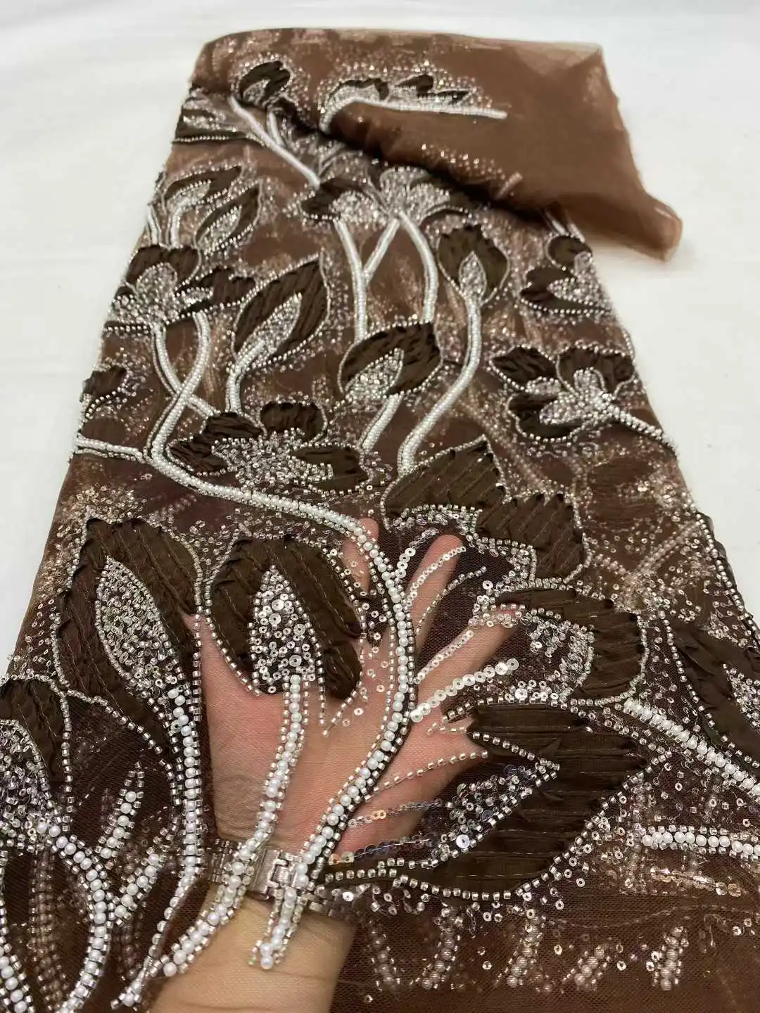 

Luxury Beaded Fabric Sequin Tulle Lace Embroidered Dubai New 2025 African Beads Embroidery Lace for Wedding Dress